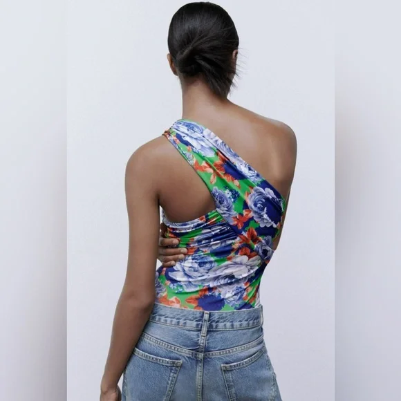 Zara | Assymetrical One Shoulder Floral Bodysuit - Picture 7 of 11